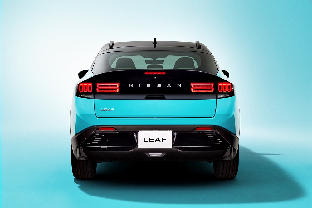 Nissan LEAF 2026
