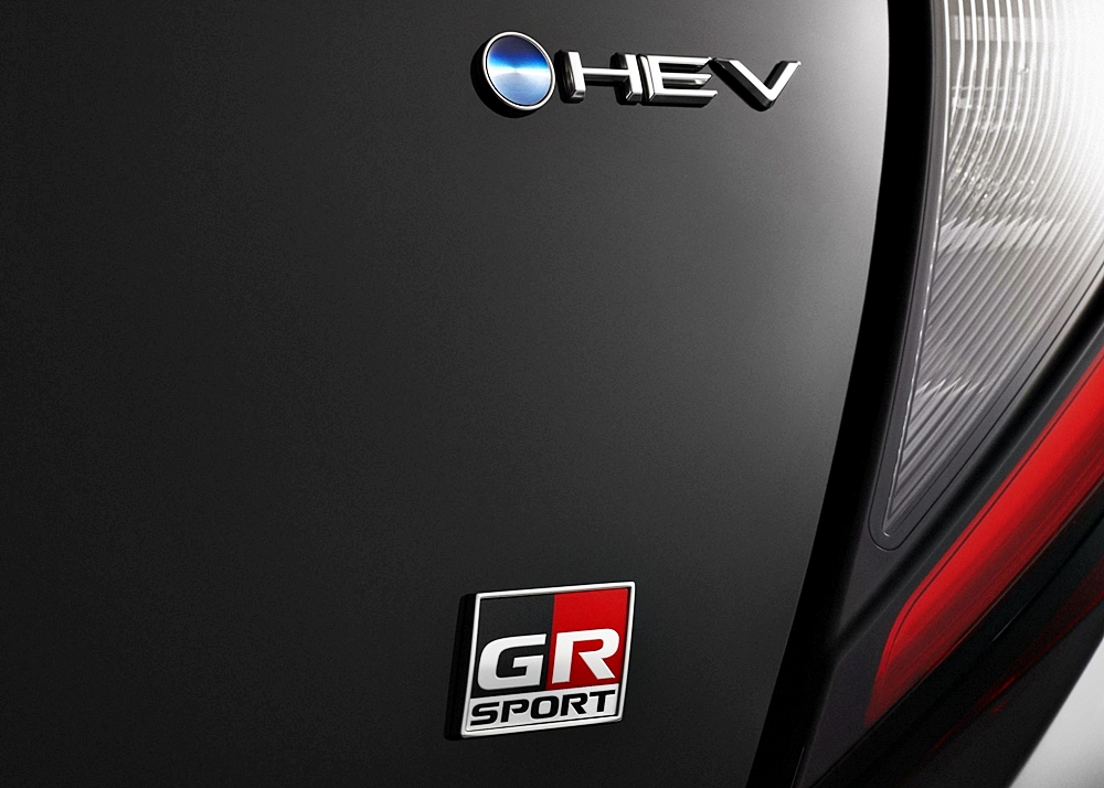 Toyota Ayga X Hybrid GR Sport 2025