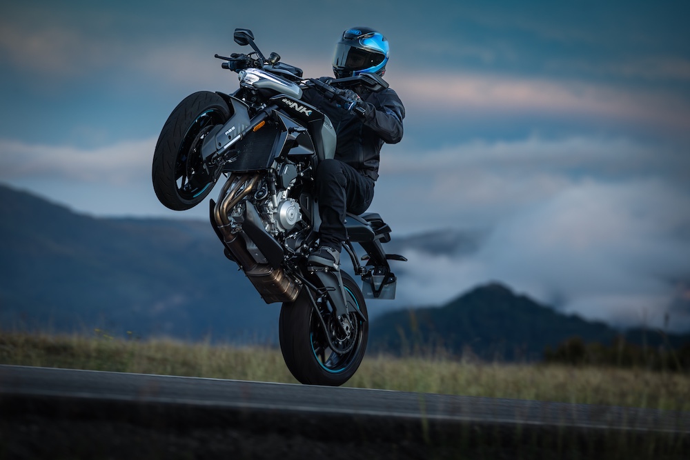 CFMoto 650NK 2025