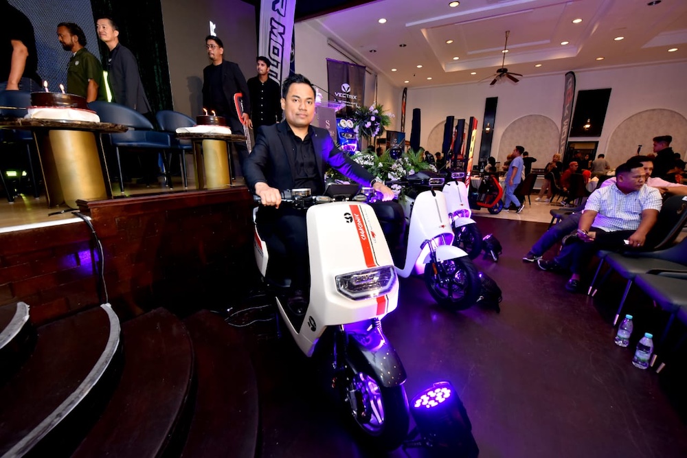 GGR Motor perkenal inisiatif 'Go Green Revolution'.