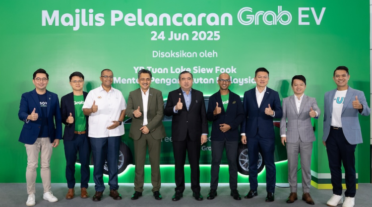 Grab Malaysia Perkenal Grab EV untuk Pengangkutan Lapangan Terbang KLIA!