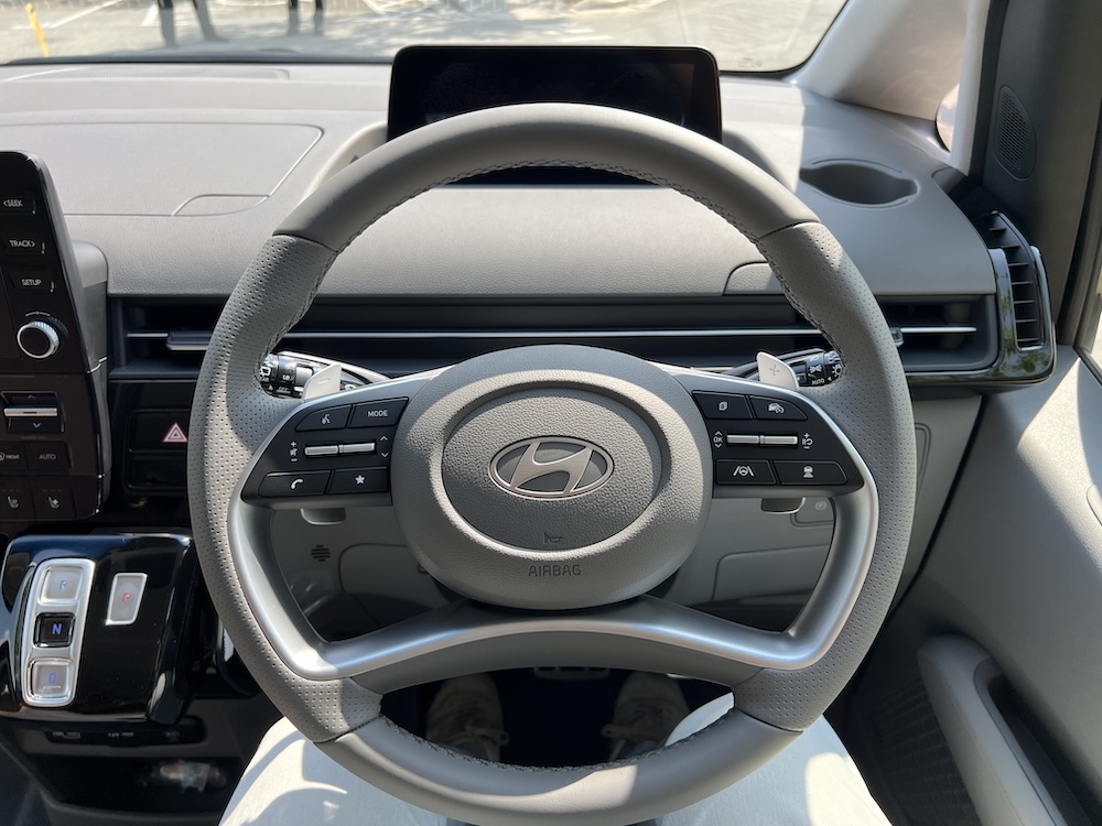 Hyundai Staria 2025