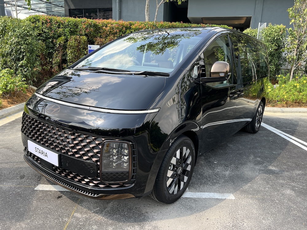 Hyundai Staria 2025