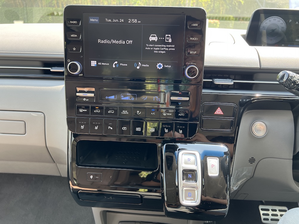 Hyundai Staria 2025