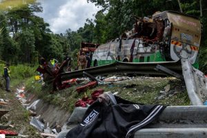 Kemalangan bas ekspres pelajar UPSI di Jalan Gerik-Jeli