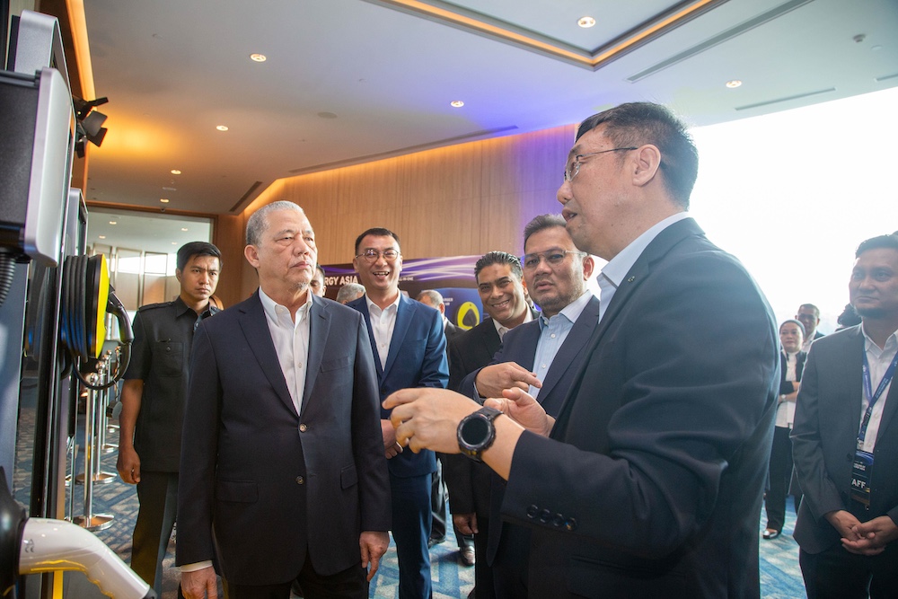 New Energy Asia (NEA) perkenal pengecas EV canggih