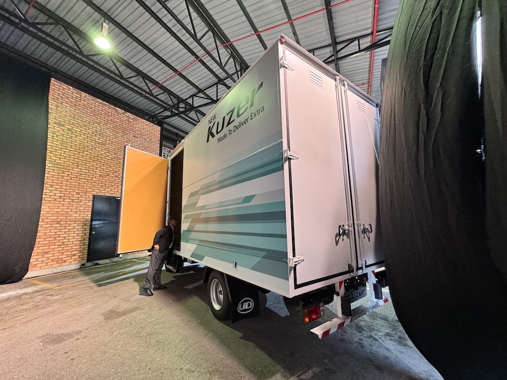 UD Trucks Kuzer 155 SKE 2025