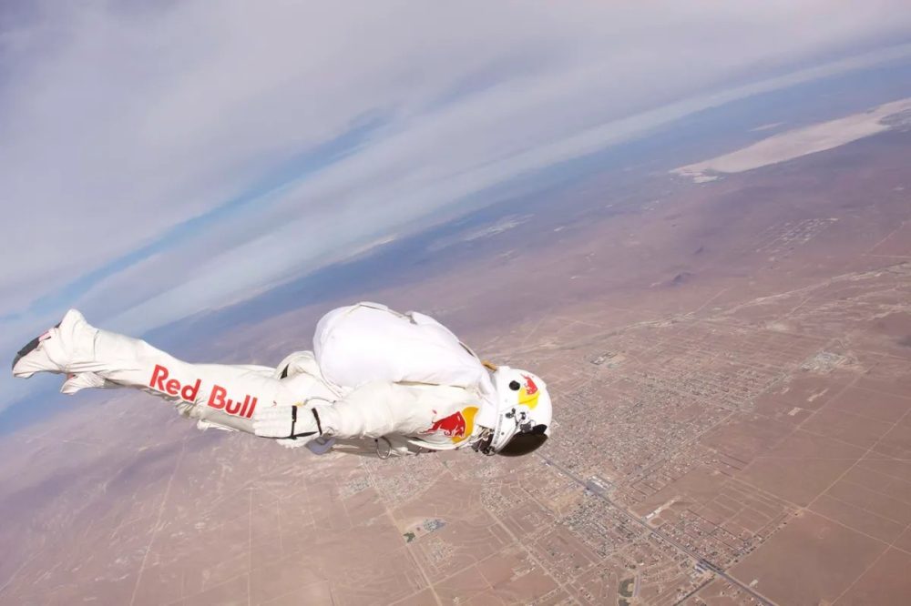 Felix Baumgartner meninggal dunia ketika aksi paragliding di Itali