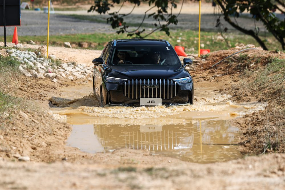 Pandu uji off-road JAECOO J8 di Sepang Bay 13