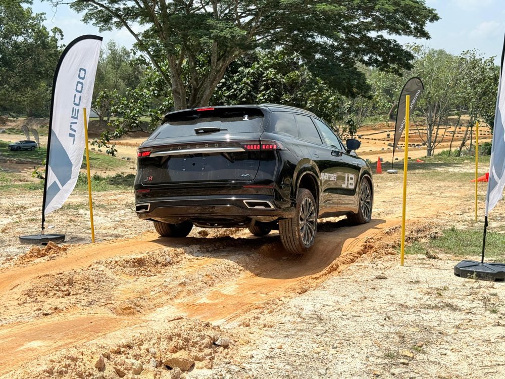 Pandu uji off-road JAECOO J8 di Sepang Bay 13