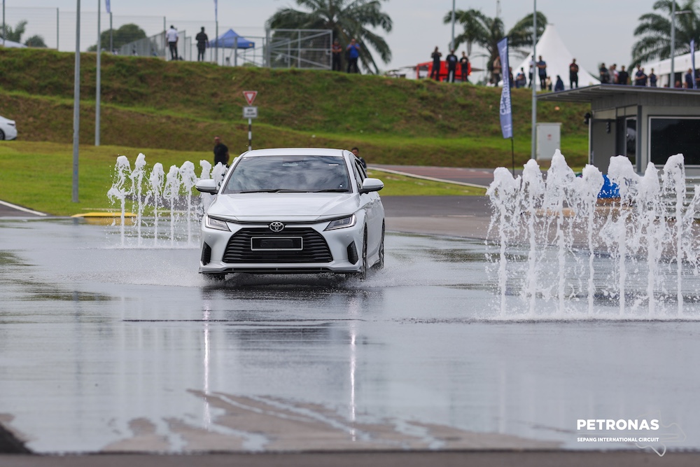 Aktiviti di Litar Antarabangsa Sepang (SIC)