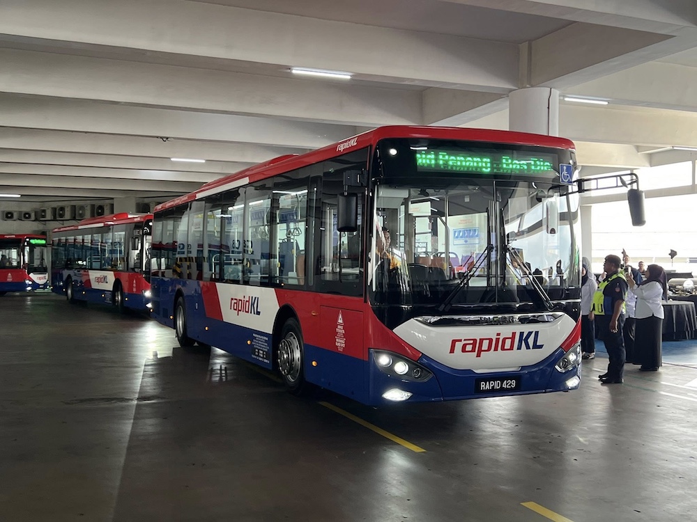Bas Rapid diesel baharu Prasarana