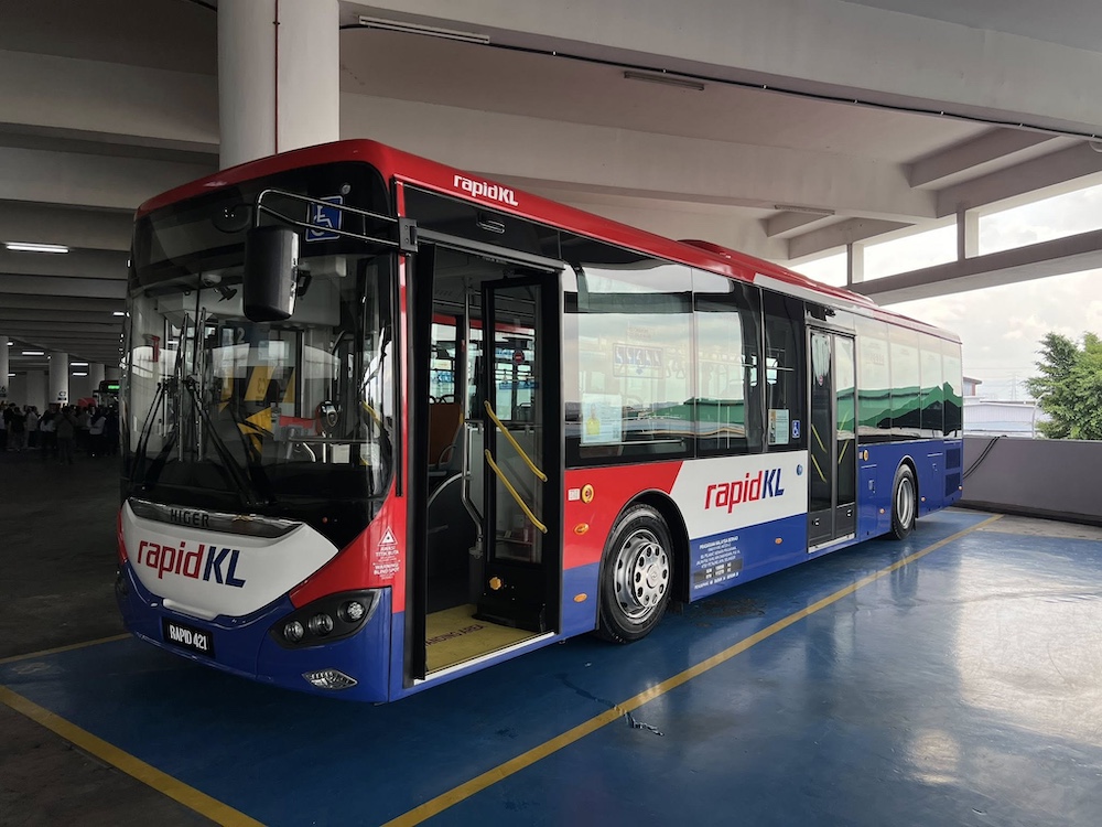 Bas Rapid diesel baharu Prasarana