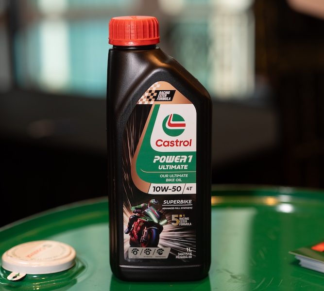 Minyak pelincir baharu, Castrol POWER1 ULTIMATE Superbike 10W-50