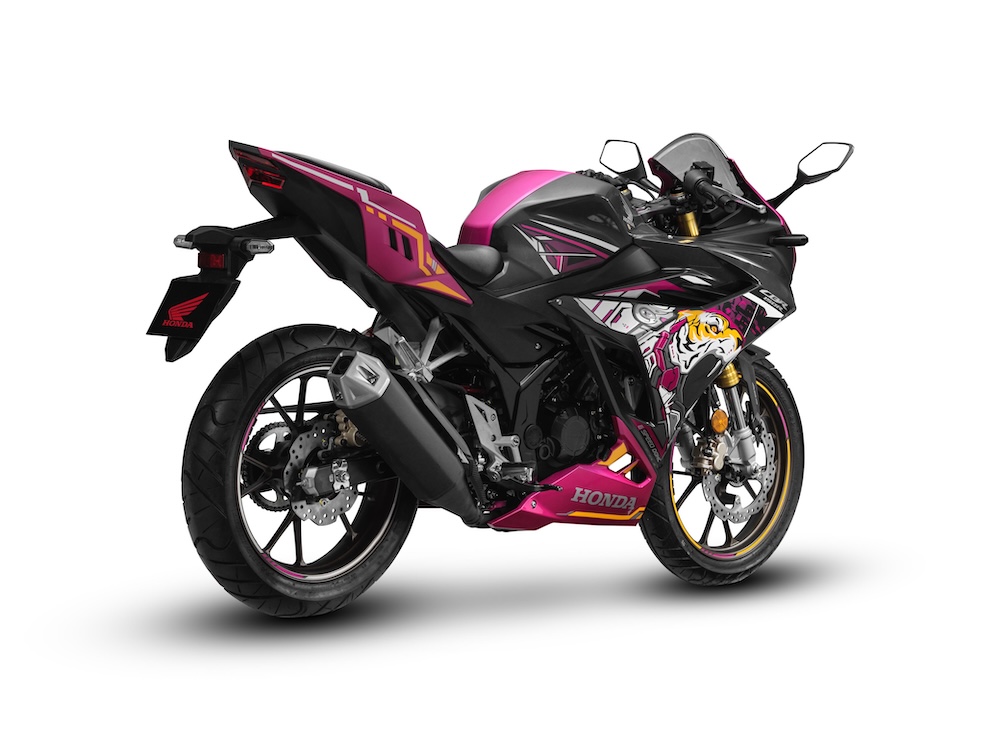 Honda CBR150R 2025 - CyberRoar
