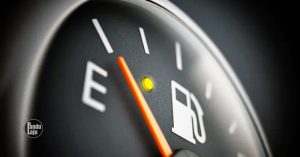 'E' pada indikator minyak bukan 'Enough', tapi 'Empty'