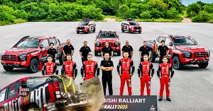 Mitsubishi Triton Rally AXCR 2025