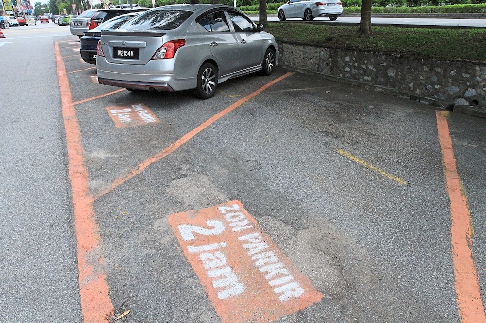 PBT Selangor laksana zon parkir dua jam