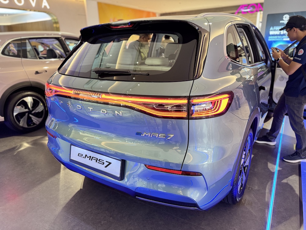 Proton e.MAS 7 2026 - Turqouise Green