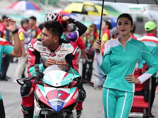 'Umbrella Girl' di Kejuraan Petronas Cub Prix 2024