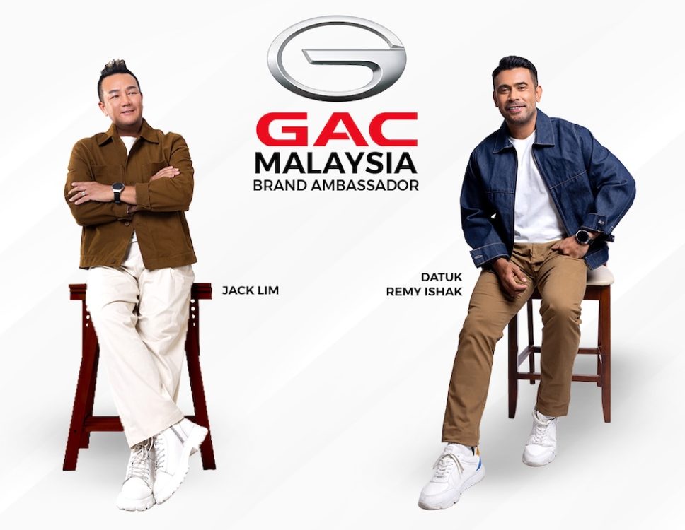 Remy Ishak dan Jack Lim (kiri)