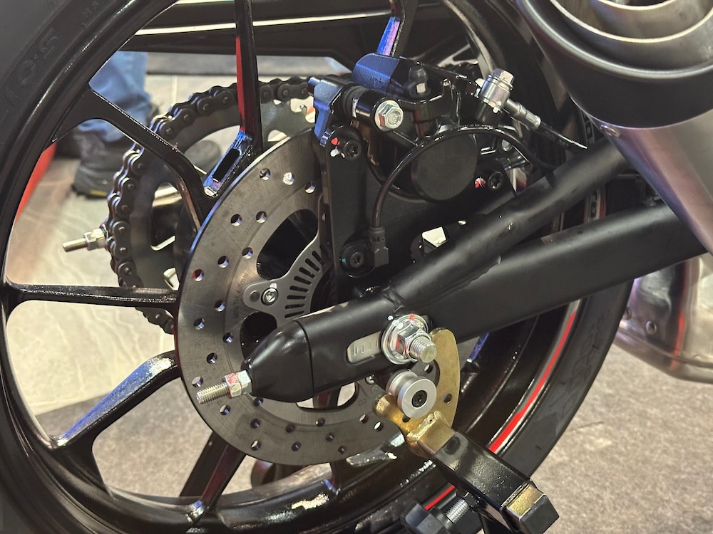 QJMotor SRK250R 2025