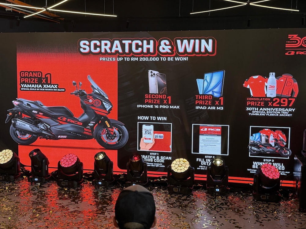 RCB rai ulang tahun ke-30