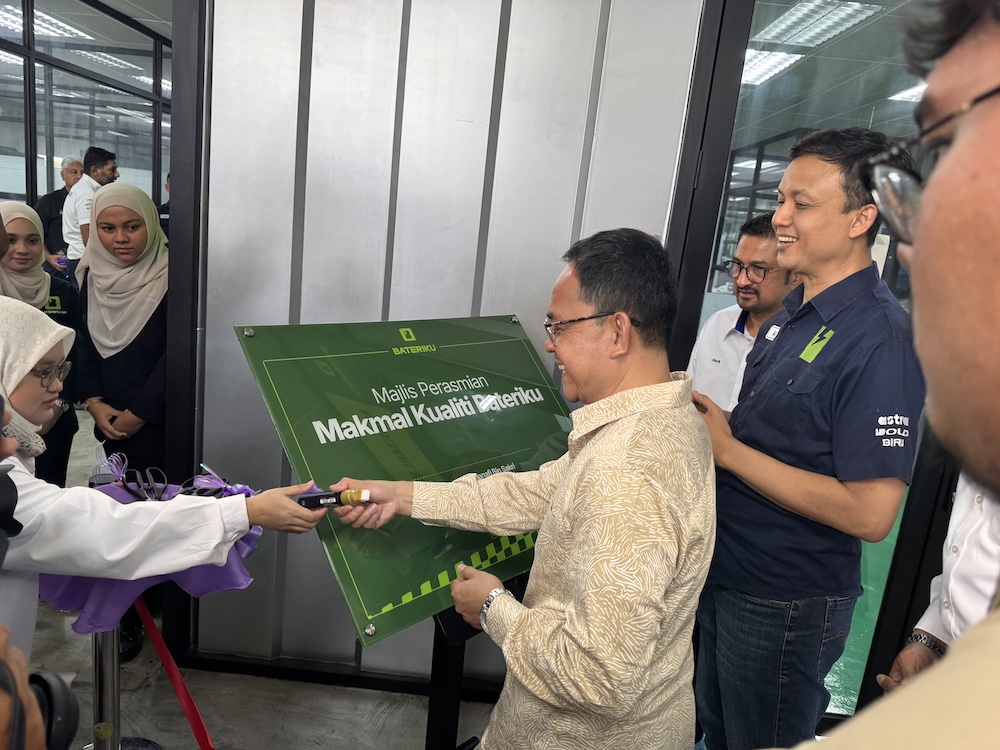 Majlis perasmian Makmal Kualiti Bateriku
