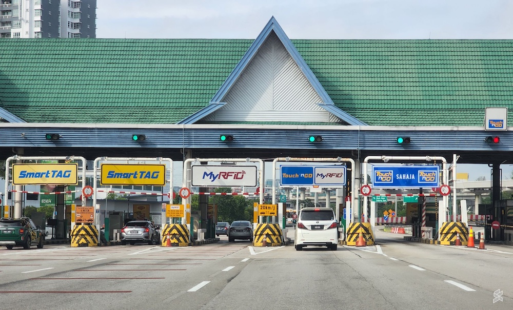 Plaza tol di Malaysia