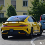 Xiaomi SU7 di kilang Ferrari