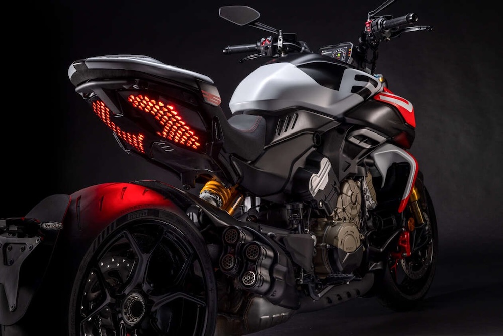 Ducati Diavel V4 RS 2026