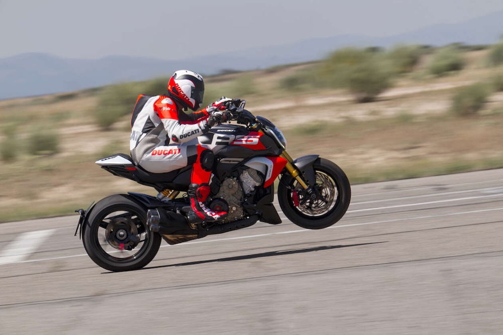 Ducati Diavel V4 RS 2026