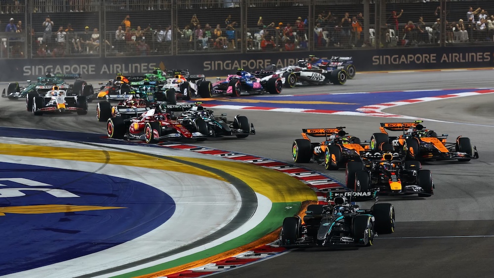 Pelumba Mercedes-AMG PETRONAS, George Russell menjadi juara F1 GP Singapura 2025