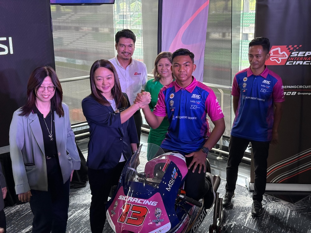 AEON Credit taja Hakim Danish, Moto3 Wildcard