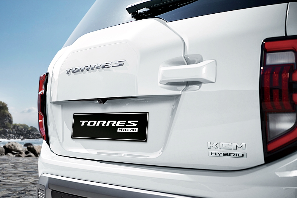 KGM Torres Hybrid 2026