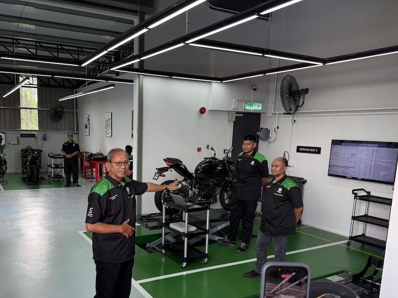 Modenas rasmi Pusat Teknikal Kawasaki (KTC) di Glenmarie