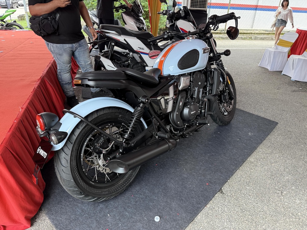 WMoto Bobbie 450s