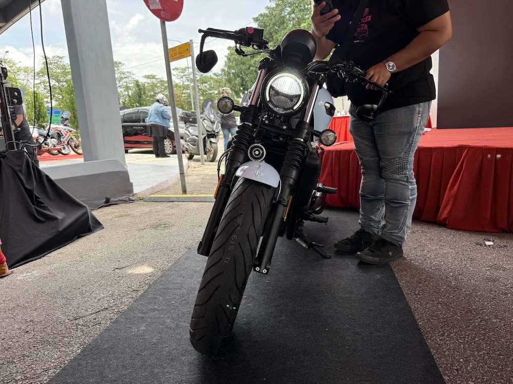 WMoto Bobbie 450s