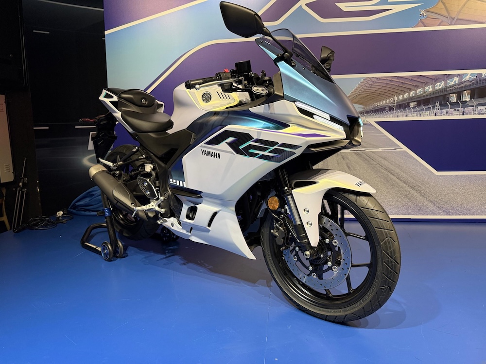Yamaha YZF-R25 2025