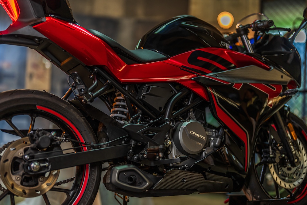 CFMoto 250SR Lite 2025
