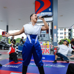 Mimifly menyanyikan lagu Petron - 'Pasti OK'