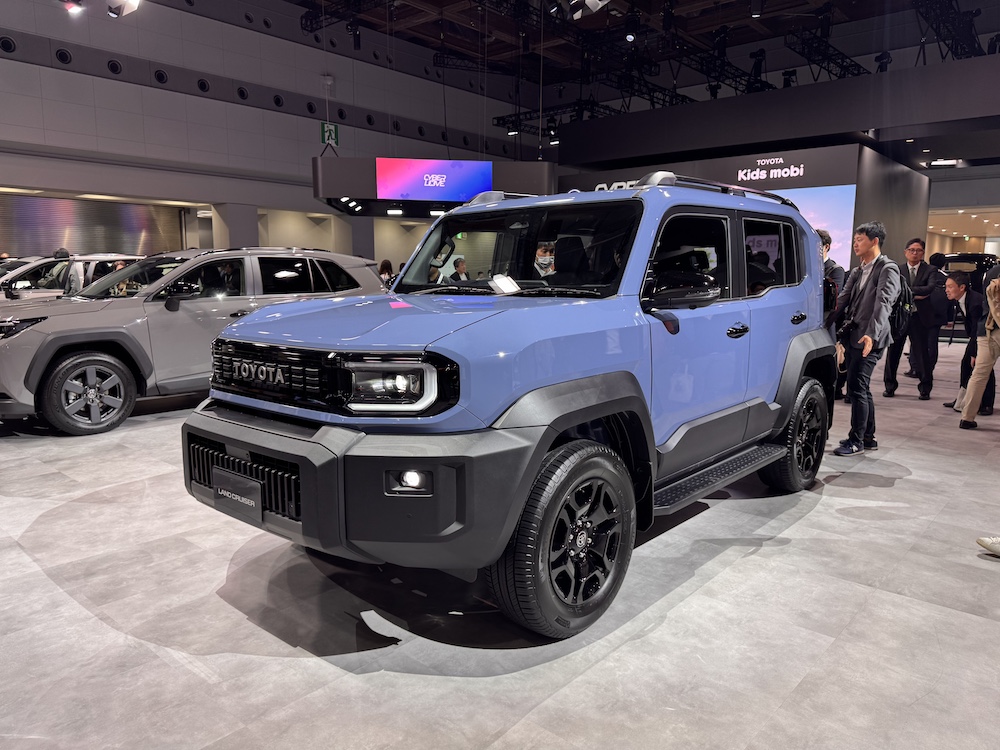 Toyota Land Cruiser FJ