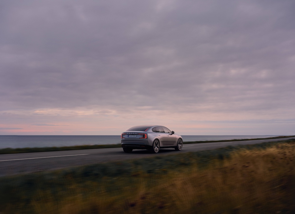 Sedan elektrik Volvo ES90 2026 diperkenal di Thailand