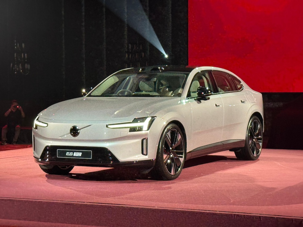 Sedan elektrik, Volvo ES90 2026 lancar di Thailand