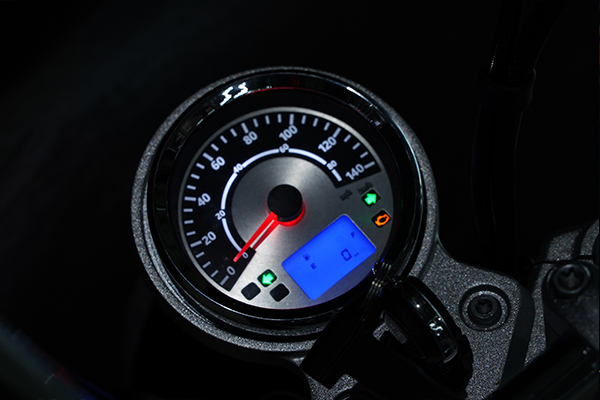 WMotor Cruiser AMT 125 lancar di Malaysia