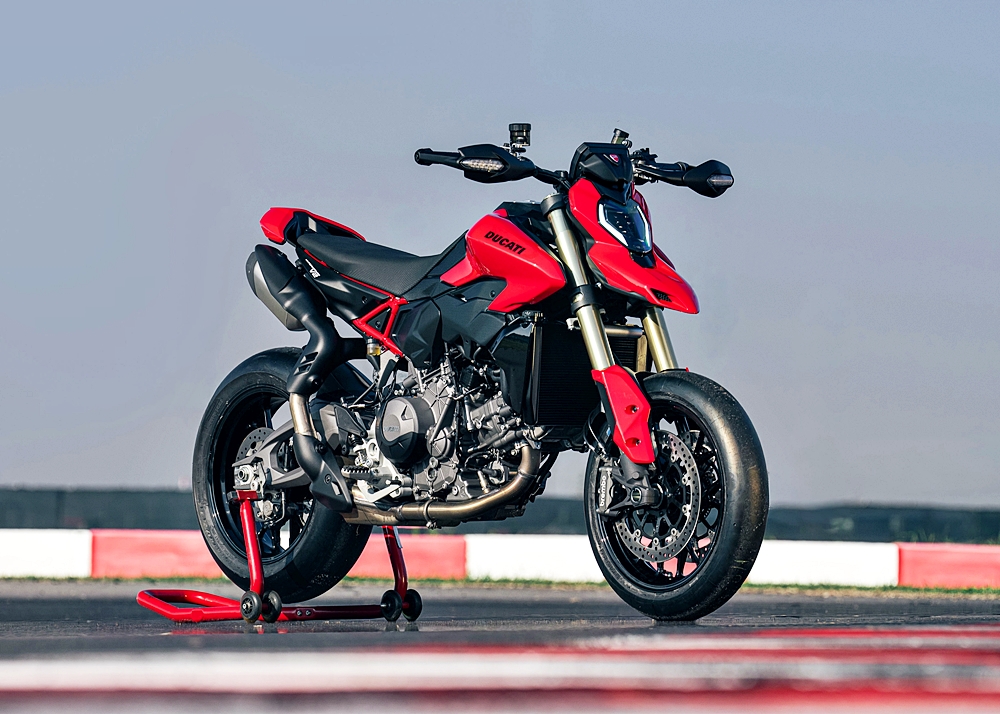 Ducati Hypermotard V2 2026
