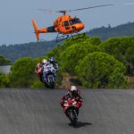 Pelumba Aprilia, Marco Bezzecchi juaga GP Portugal 2025