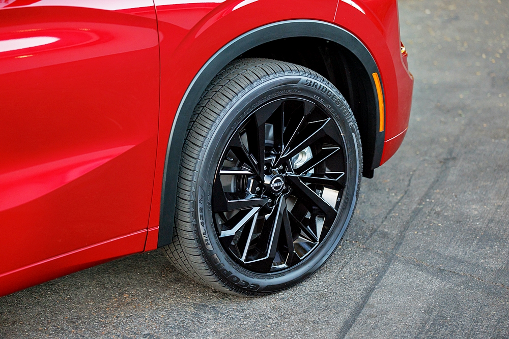 Nissan Rogue PHEV 2026 lancar di Amerika Syarikat