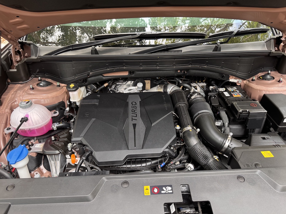 Hyundai Santa Fe 2.5 T-GDI 8DCT 4WD Calligraphy