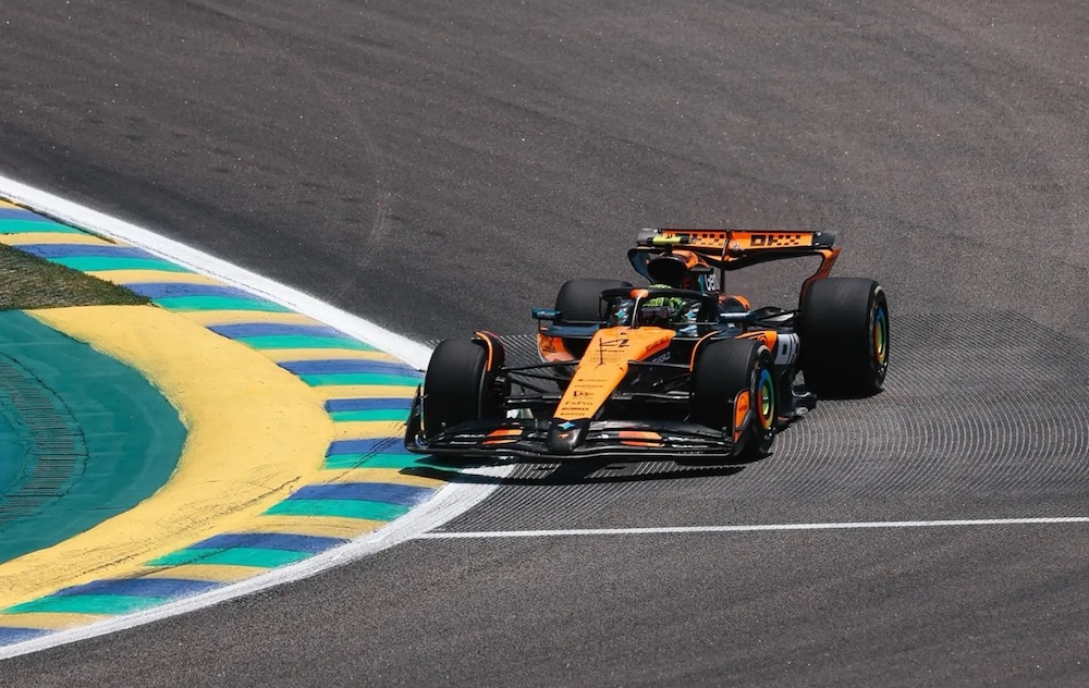 Lando Norris juara F1 GP Brazil 2025